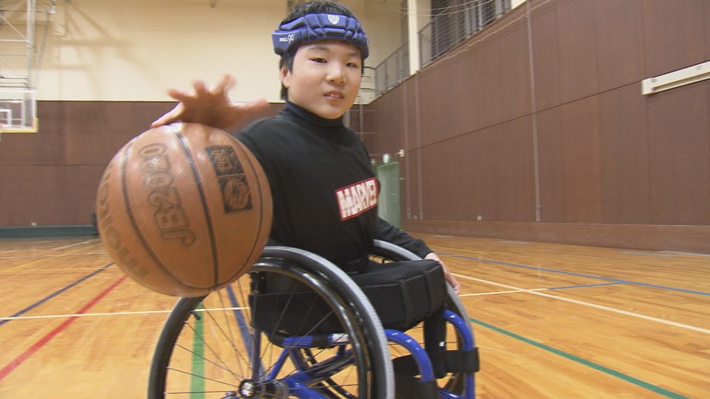 24時間テレビ 鳥取市の中学生が車椅子パフォーマンス 嵐 二宮和也さんも応援に Na Na
