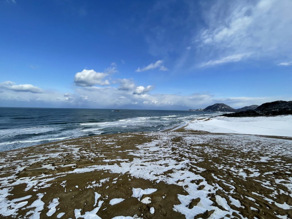 鳥取砂丘　観光　鳥取　絶景　雪　冬
銀世界　写真　カメラ
