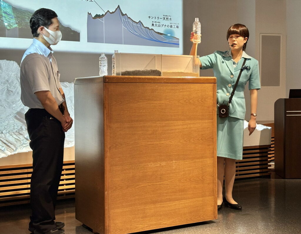 工場見学　サントリー　サントリー天然水　天然水　サントリー天然水　工場見学　鳥取観光　観光　鳥取旅行　大人の工場見学