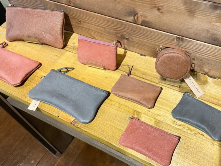 【若桜革工房 DearDeer】地元の鹿革で作る一点ものの素敵な革製品。革小物づくり体験やリピーター続出の鹿革のスキンケアクロスも