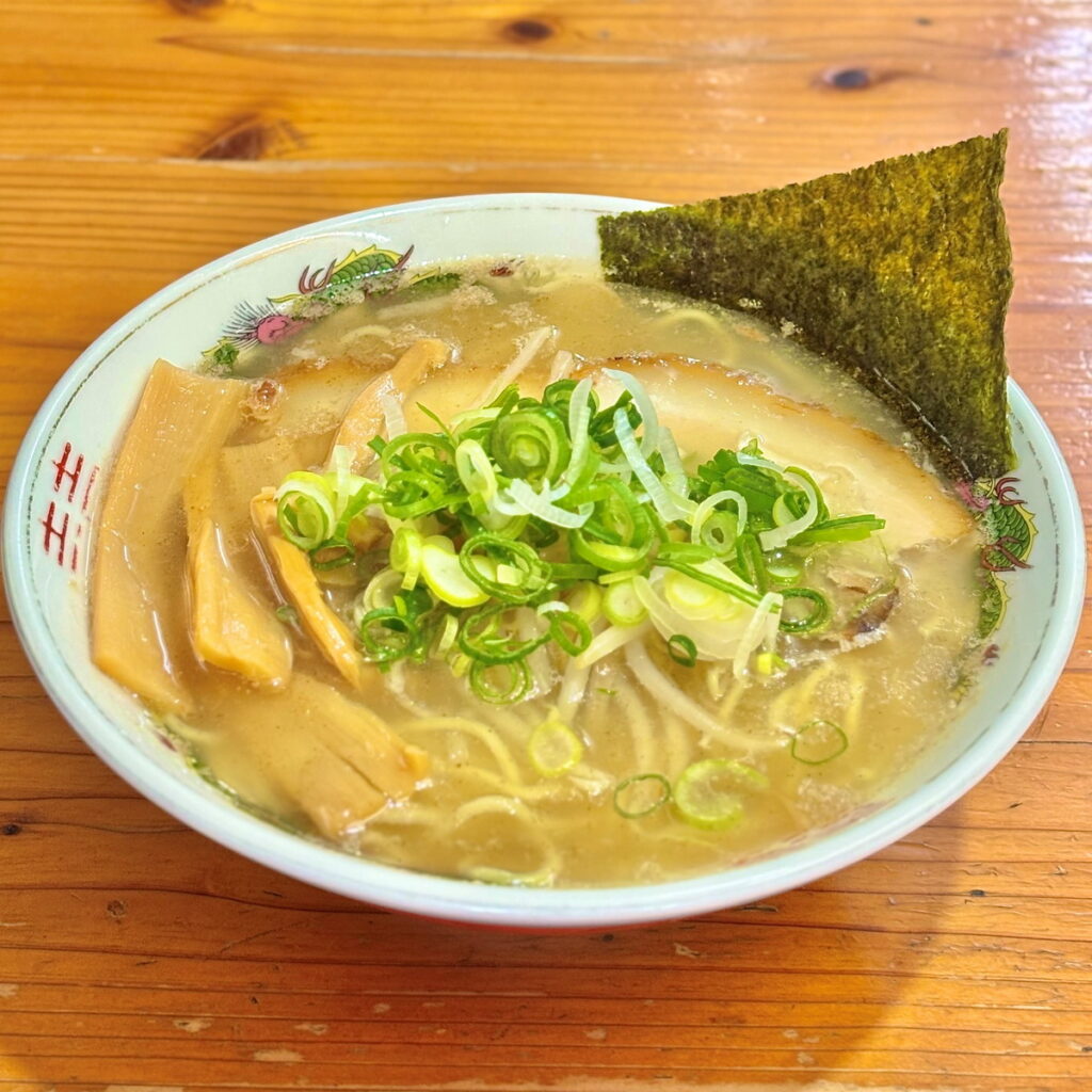 麺屋八兵衛　八兵衛　牛骨ラーメン　鳥取ラーメン　牛骨ラーメン　ご当地ラーメン　ミシュランラーメン　牛骨　鳥取グルメ