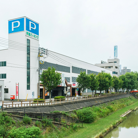 パーキング外装